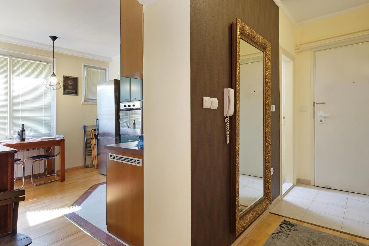 Paradise Starry Suite-City Center Belgrade Extérieur photo