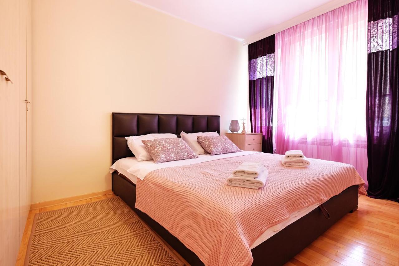 Paradise Starry Suite-City Center Belgrade Extérieur photo