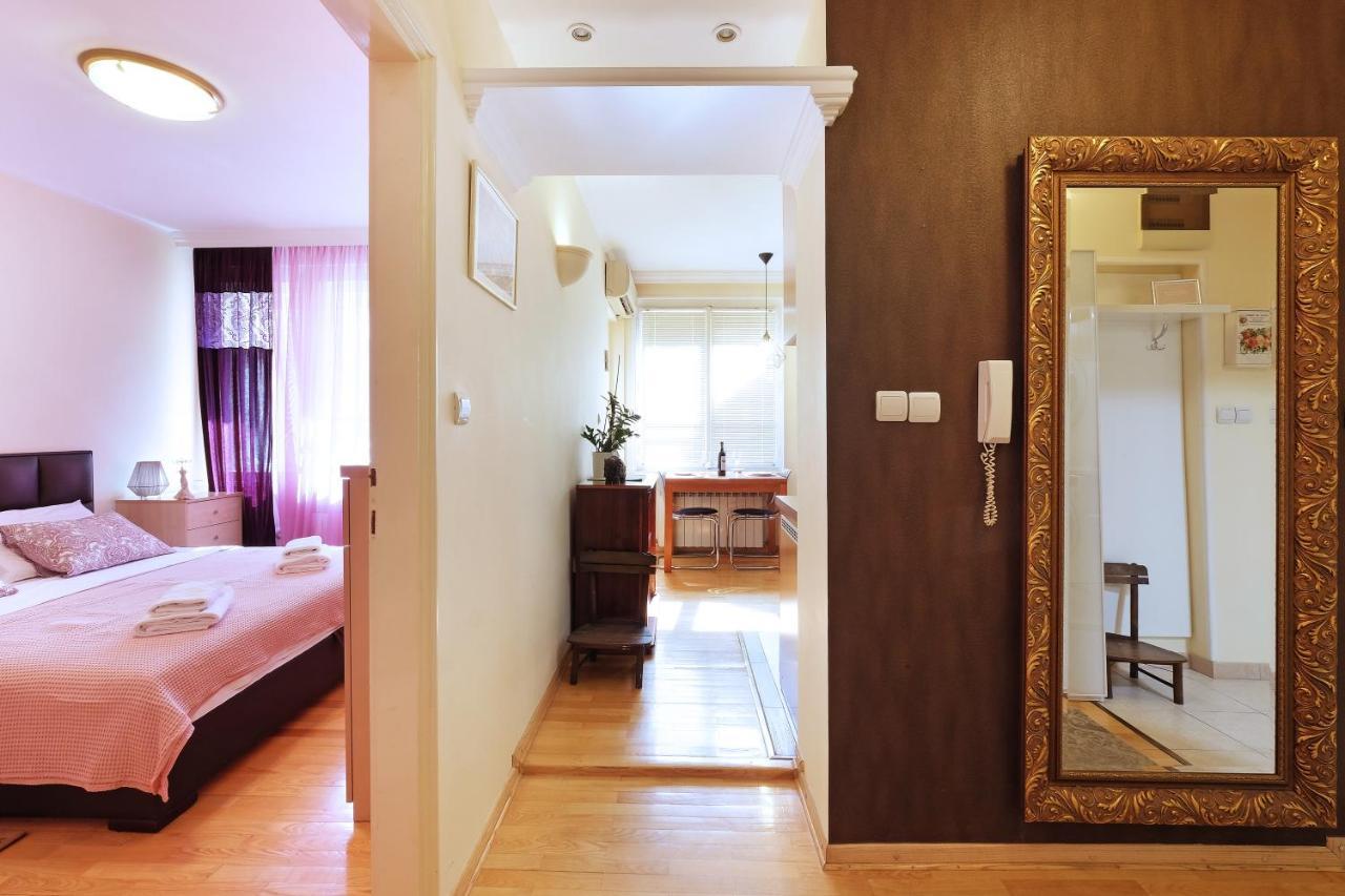 Paradise Starry Suite-City Center Belgrade Extérieur photo